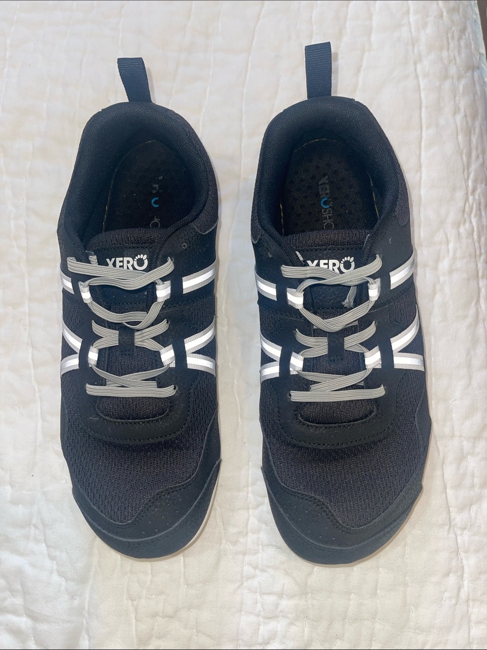 Xero Men's Athletic Sneakers Black and White size 12